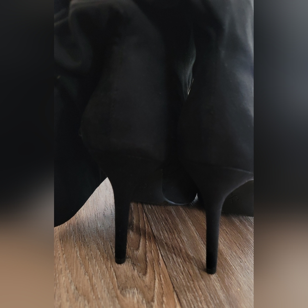 Jessica Simpson Black Slouchy Pointed-Toe Stiletto Boots - Picture 5 of 13